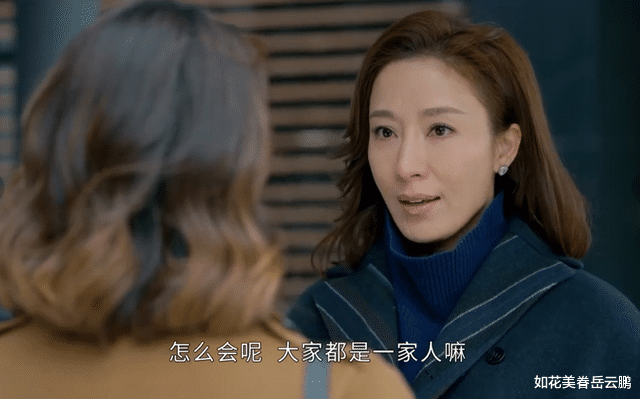 杨怡|阵容满分的港剧，没想到被女主演们的僵硬脸抢镜，鼻梁透光好明显