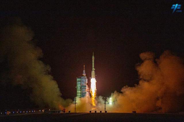 神十五已出实验成果!外媒炒作中国空间站扩展计划,可我们都没定