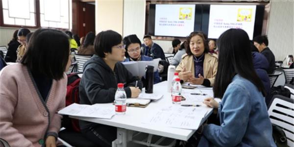 教师|高中教师迎“好消息”，绩效考核新变动，三类老师有望涨工资