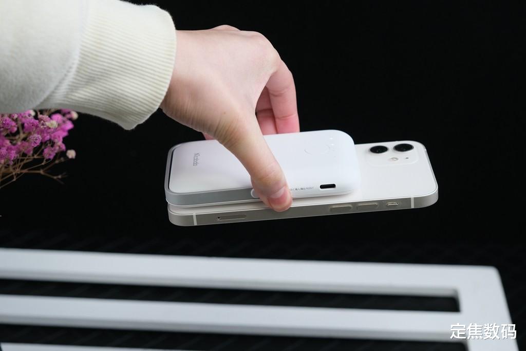 索尼|价差6倍!第三方“外接电池”能媲美原装吗?麦多多摩卡系列评测