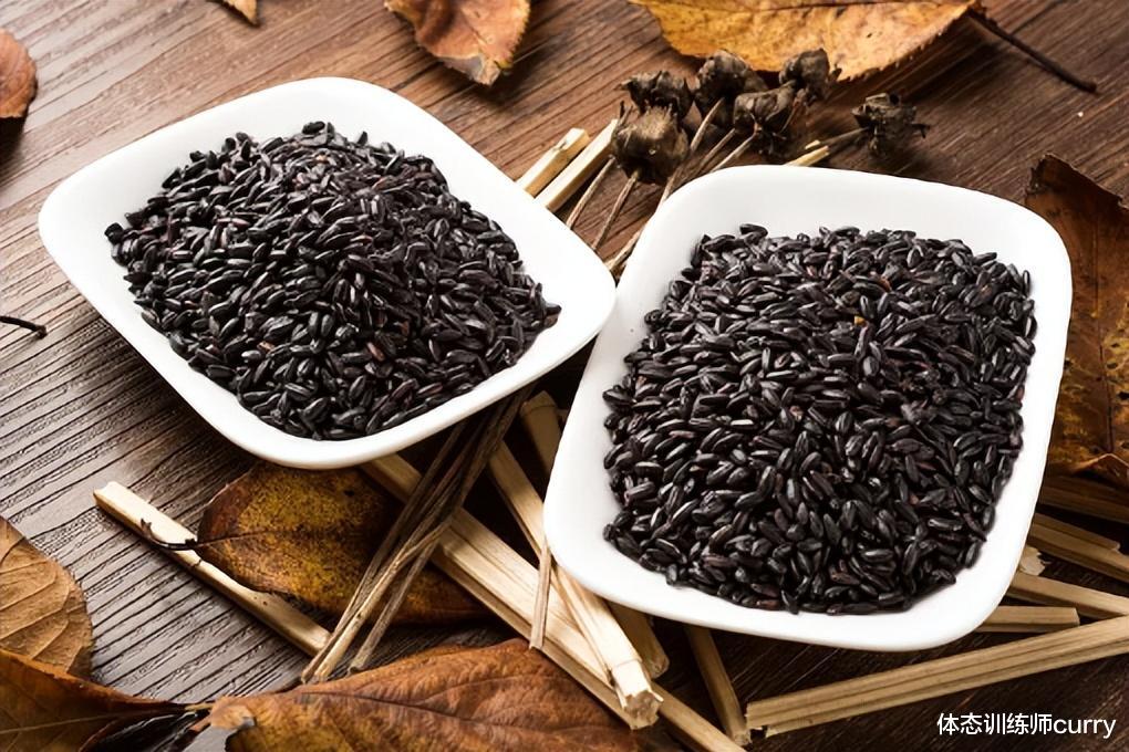 枸杞|男人40岁后,面临“养肾期”,牢记“2吃2喝”,助你更有男人味