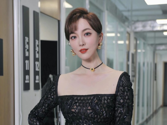 维多利亚·贝克汉姆|黄晓明辟谣有私生子,主持人余声老公被抓,竟还想拿钱摆平?