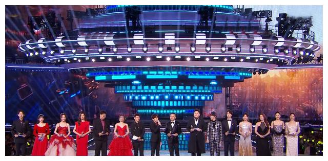 倪妮|湖南台主持团队换血：5朵金花突围，名嘴遭弃用，接班人浮出水面