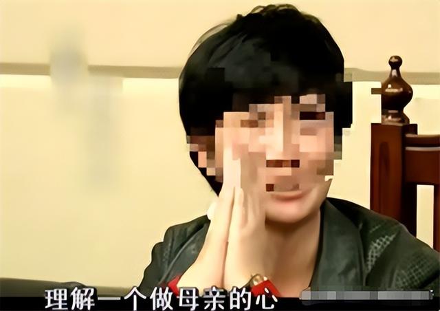 上海一小伙连捅亲妈9刀,庭审时说出杀人动机,法官一度无语 案例