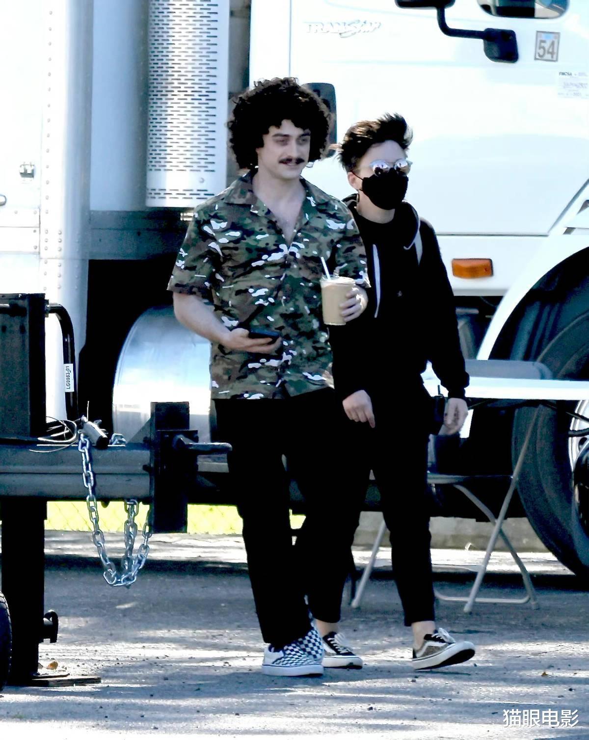 哈利·波特|哈利波特彻底变成大叔!新造型满脸胡子,32岁咋就这么沧桑了