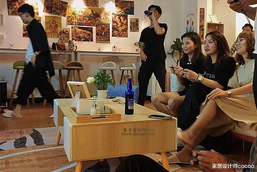 在我放下对茶几的“执念”后,才发现,日子可以爽到飞起