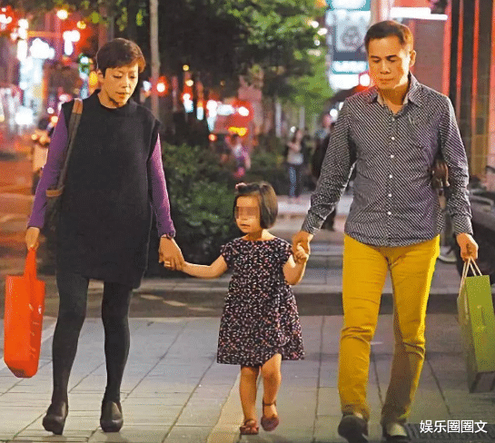 明星|抱孙子的年纪当了爹，这些老来得子的明星，一把年纪还要赚钱养娃