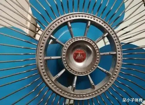 |82年的电风扇，还正常工作，质量这么好，为什么就不生产了呢？