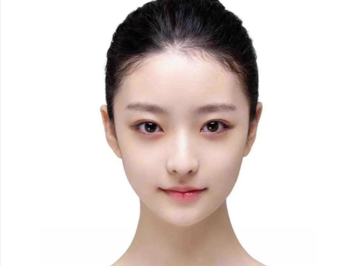 马嘉祺|超过马嘉祺，中戏表演班第一的素人女孩，凭一张脸就火了，很现实