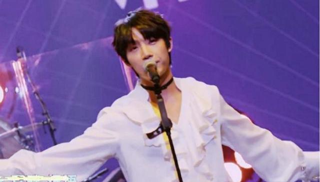 闪光的乐队|《闪光的乐队》发布三位踢馆歌手海报剪影，你能看出来是谁吗？