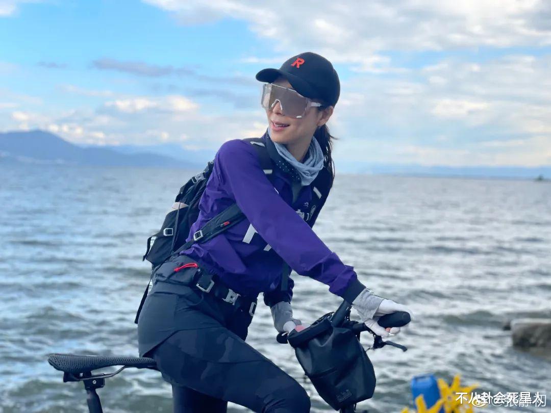 崔健|秃头眼凸，松弛显老，从孙俪到陶虹，被无效养生“反噬”的女星好多