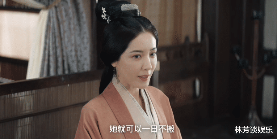 曾黎|表情做作,癫笑不止,46岁曾黎出手,带来教科书样“疯批表现”