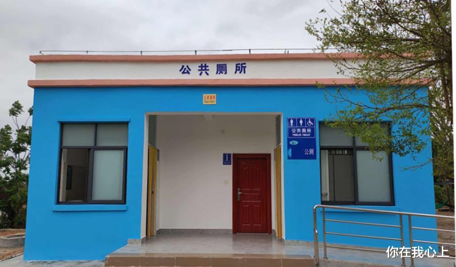 案例:女学生为报复男友出轨,仅穿内衣逛街,被拖入公厕酿悲剧
