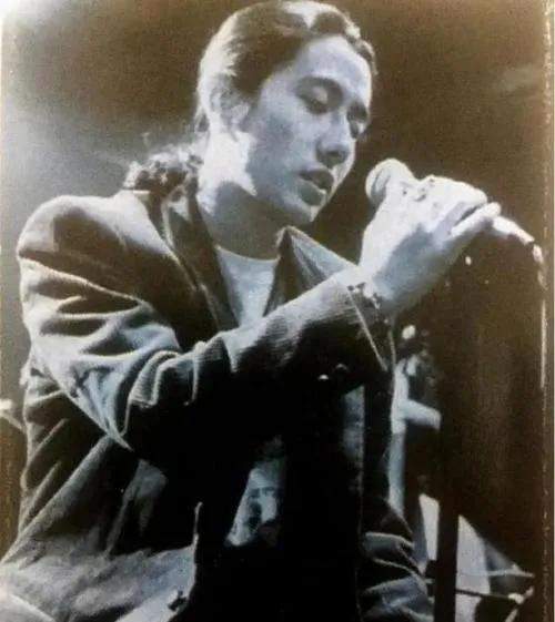 杨丞琳|“摇滚教父”郑钧,为何沦落到如今这般地步!