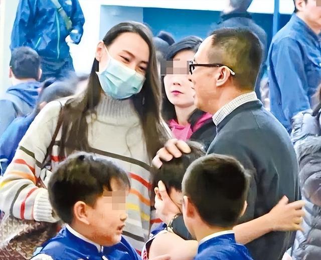 李泽楷|李泽楷在商界赚得盆满钵满,郭嘉文无缘消受,梁洛施将笑到最后