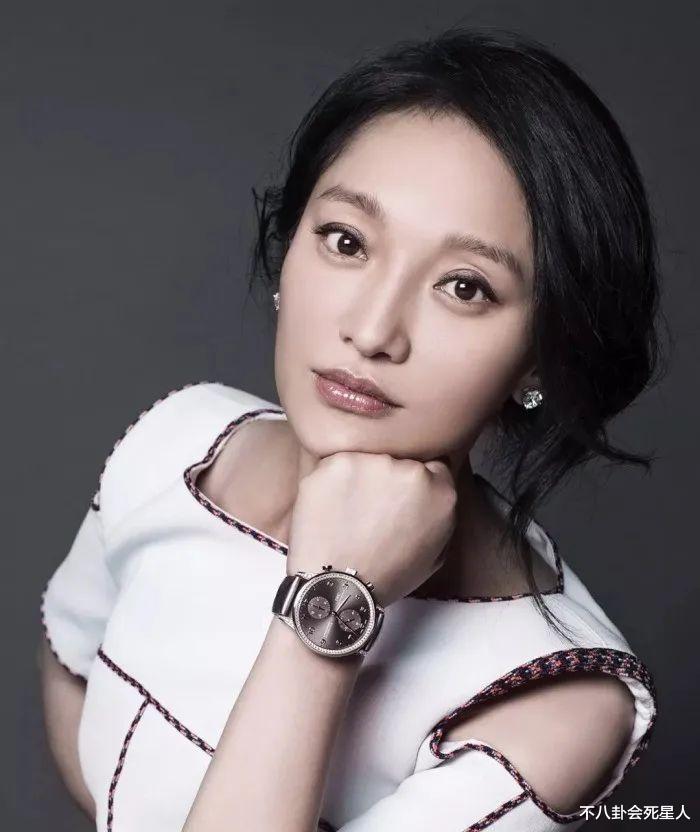 生图|精修是神颜,生图满脸痘,痘坑、黑眼圈、长斑,明星没那么美