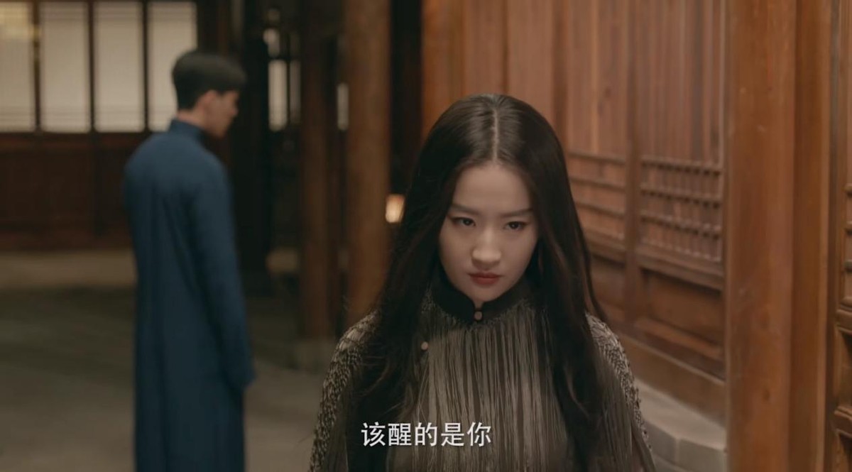 刘亦菲|《去有风的地方》刘亦菲路透，在路人镜头下，这颜值也太真实了