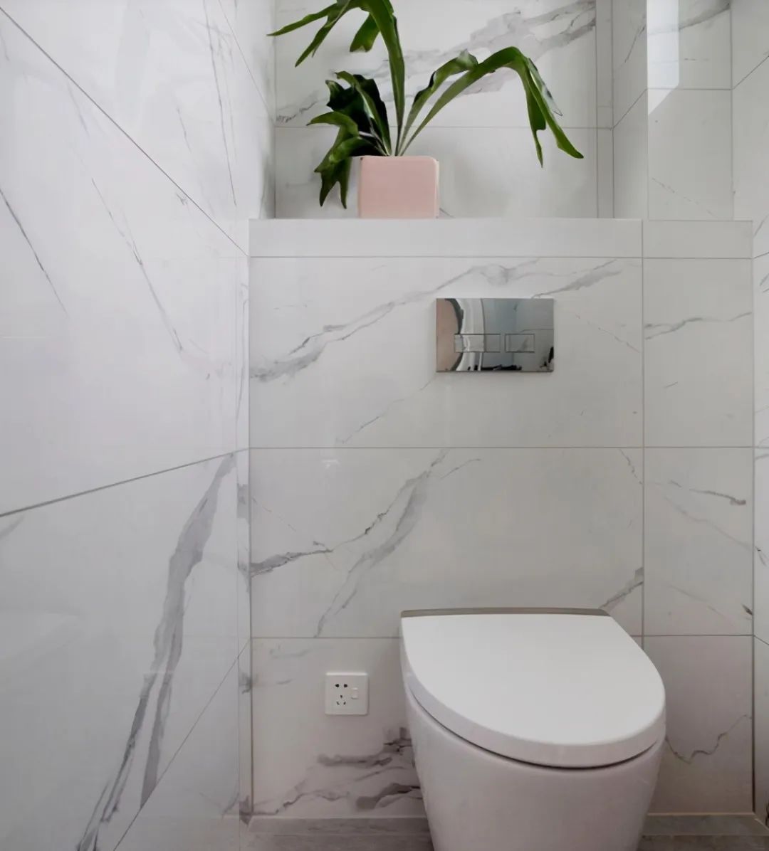 她家128平米，进门就被玄关吸引，全屋打造柜子，最喜欢儿童房