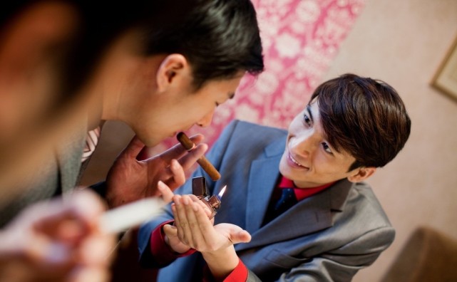 面试|面试:你只有6根烟,突然来7位领导怎么办?第5个回答说到位了