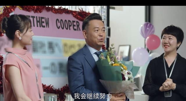 苹果|《简言的夏冬》悬浮的职场商战剧,偏离生活流于套路化