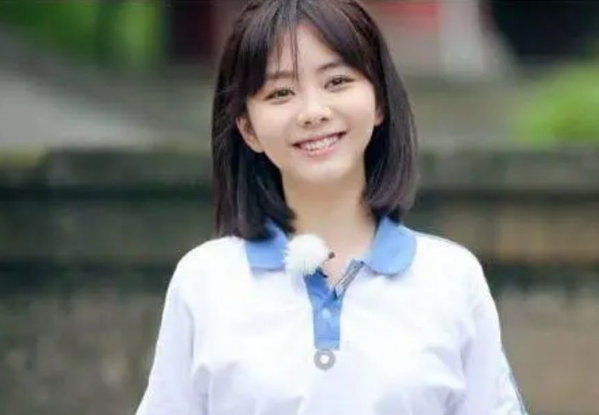 昆凌|谭松韵、张云龙合唱，“校园脸”谭松韵真百搭，网友期待合作