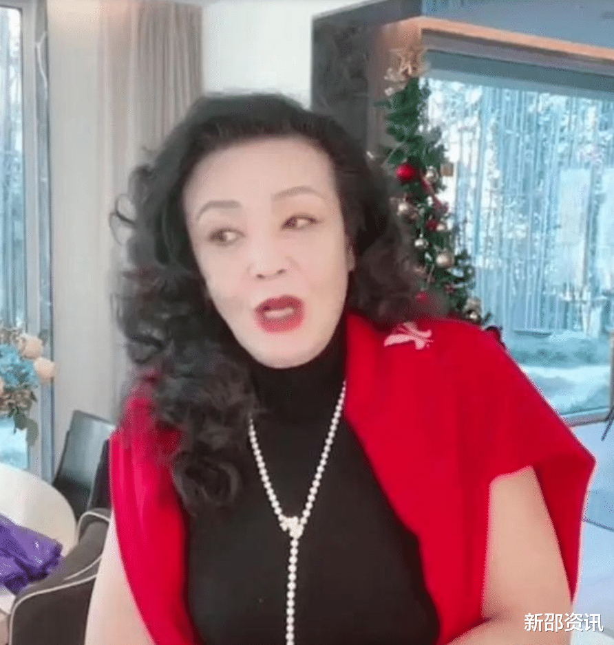 汪小菲|张兰曝大S小S吸毒成性,徐妈妈跪低祈求汪小菲:别再说了