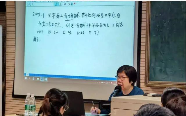 校园招聘|上海公布了教师拟聘的名单,学历大咖云集,待遇是望尘莫及!