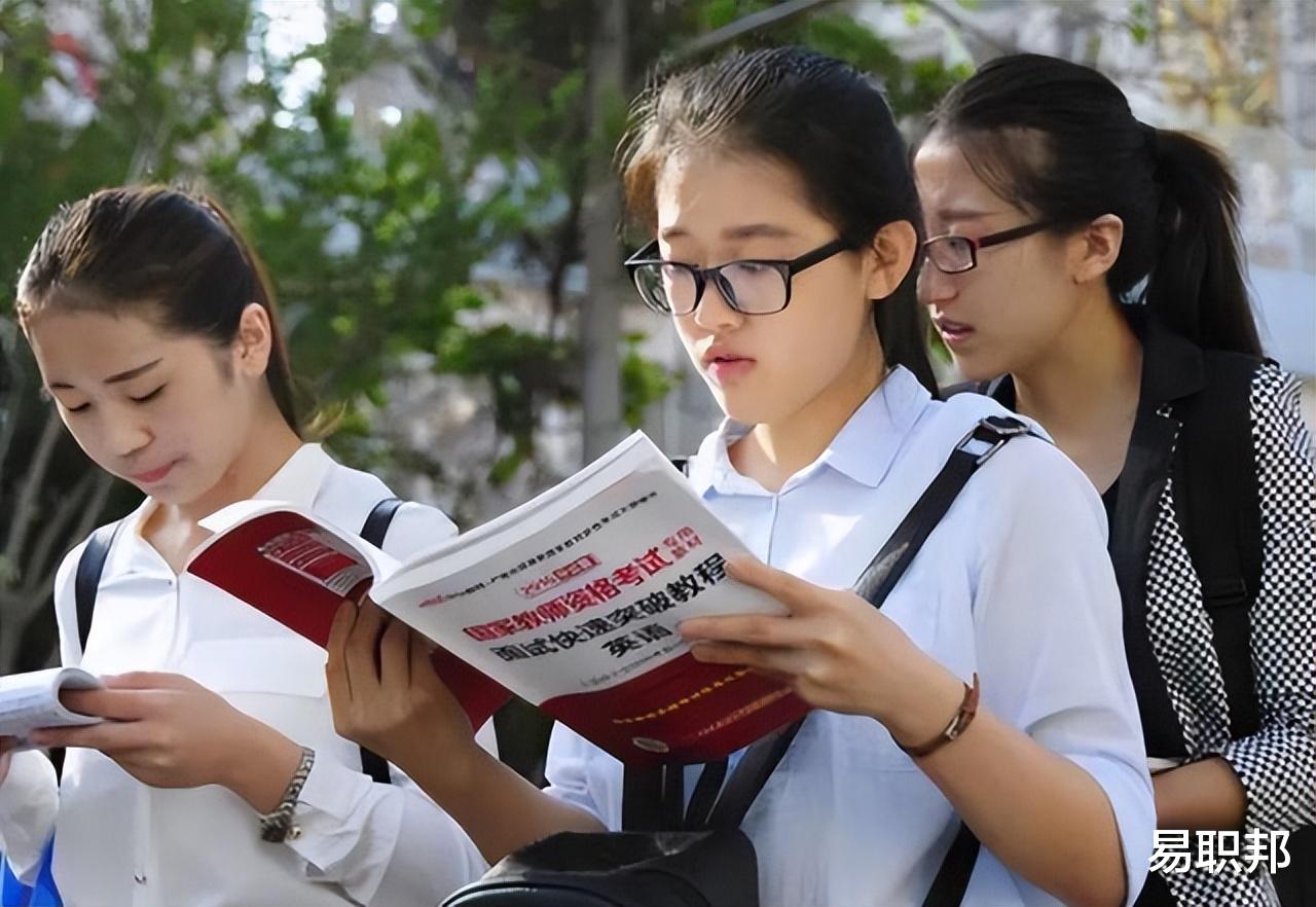 设计师|大公司HR招人要求“三无学生”不受欢迎,原因很现实