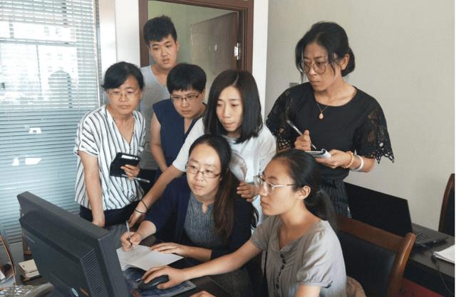 大学生|大学4年花费了15万,农村父母心酸落泪,月薪与想象中不一样