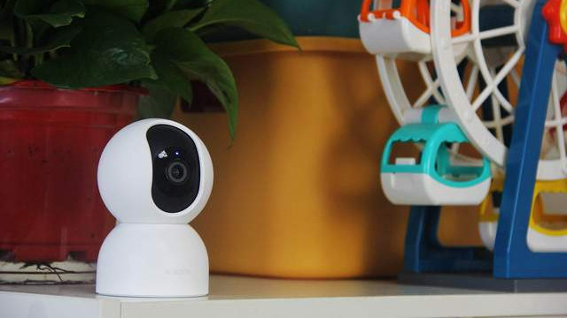 |小米智能摄像机2云台版：2.5K画质，超微光全彩，家用监控就选它