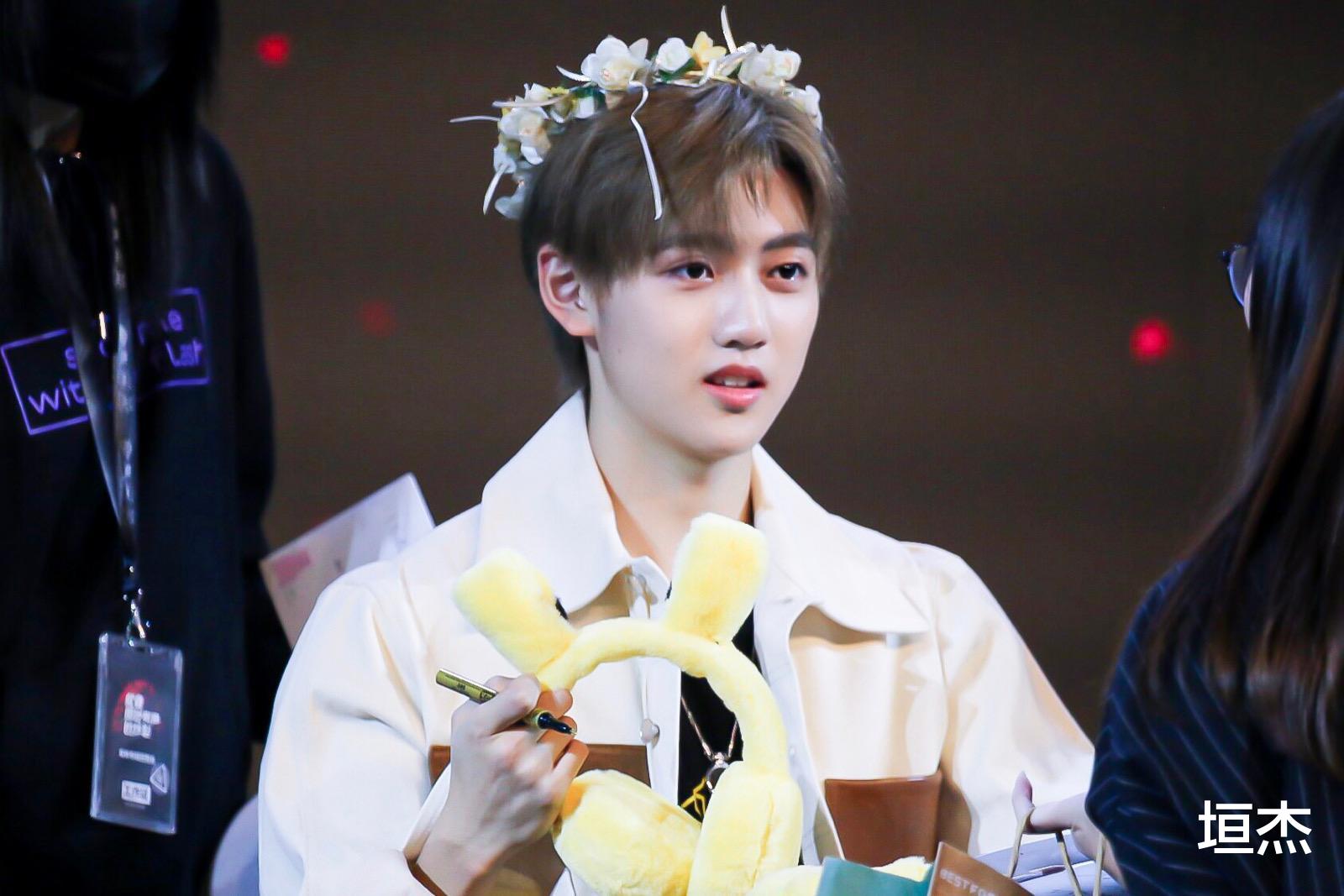 华晨宇|色字头上一把刀!明知是自取灭亡,为何还有明星“前仆后继”?