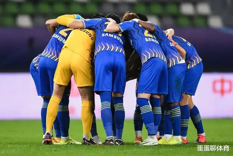 钓鱼|西甲版权7.2亿卖给苏宁，今年没有人买，只好3年450万卖给咪咕，说明什么？