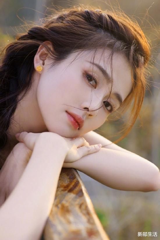 |成功变成明星的6位网红，有人是淘宝女模有人书模，发展各不一样