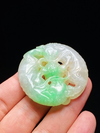 翡翠|清 老坑翡翠 飘绿 双狮戏球 挂件 把件