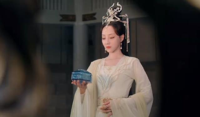 《沉香如屑》萤灯贬下凡后入魔，再害颜淡，怪芷昔让萤灯保留仙忆