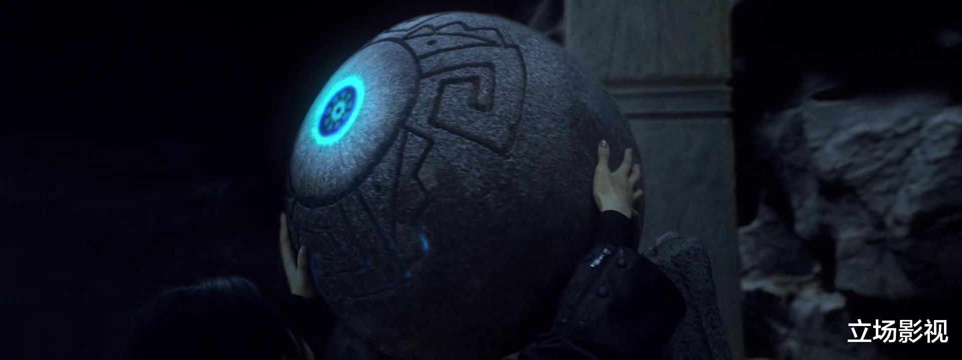 罗布泊神秘事件|上线就拿下第一,《罗布泊神秘事件》摸到科幻片的天花板了?