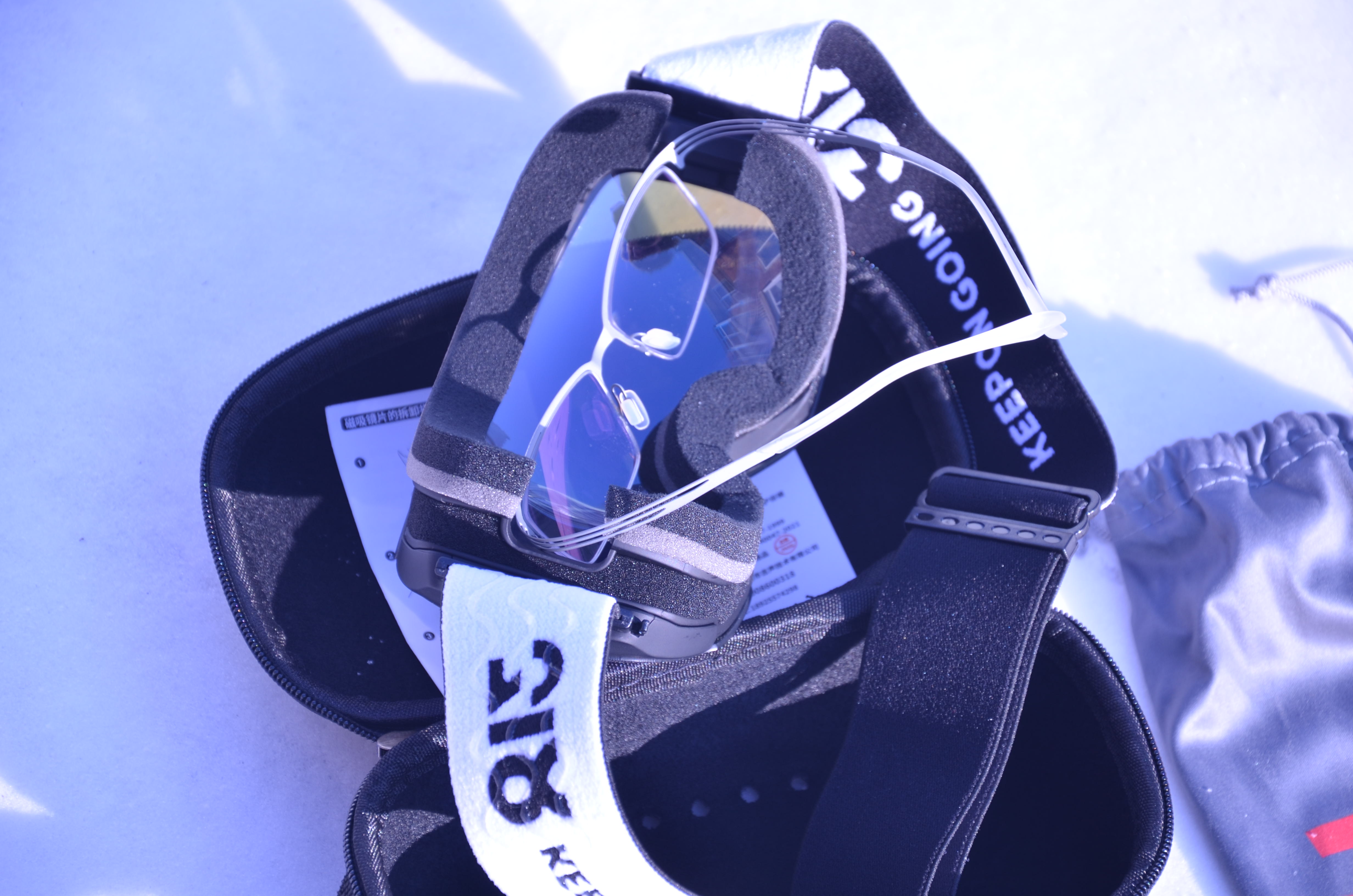 双层防雾球面磁吸——318滑雪镜