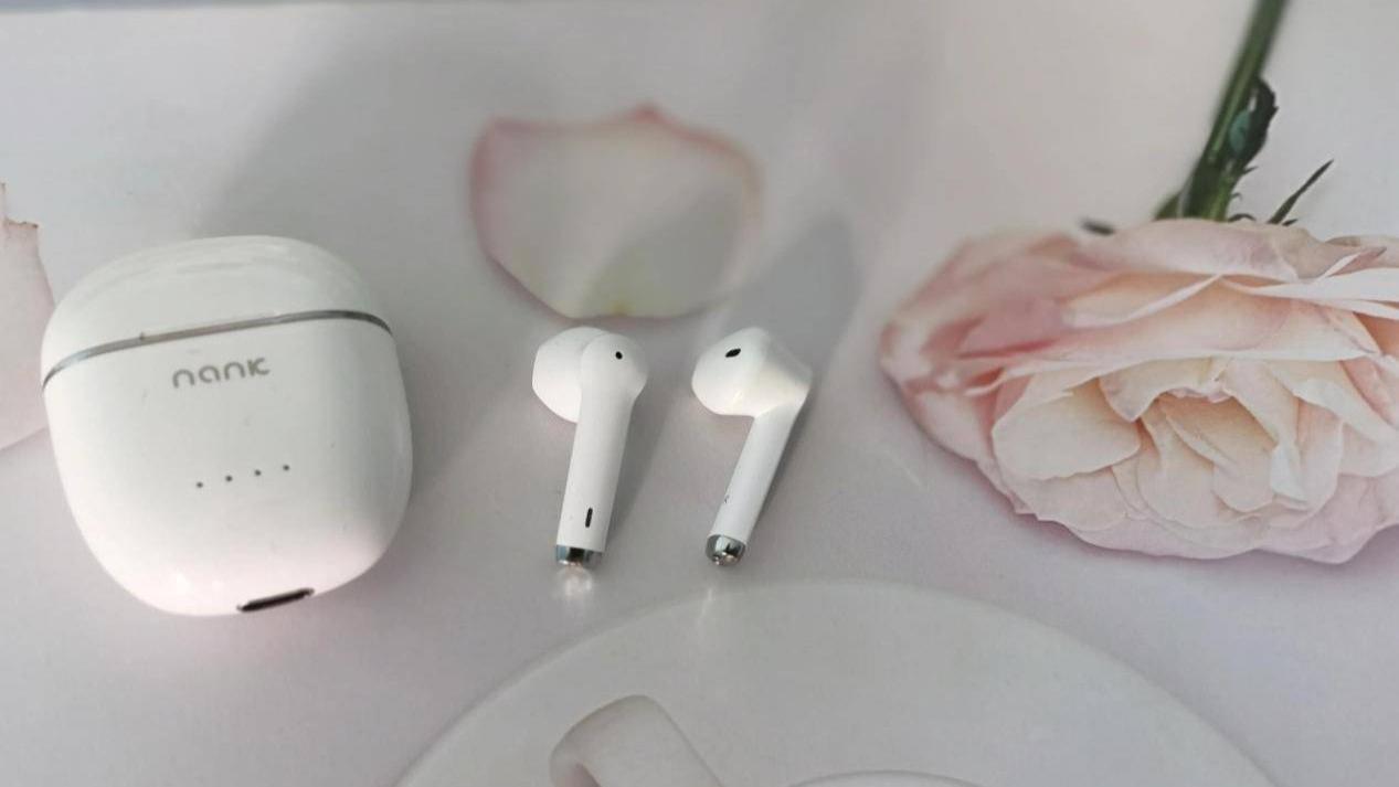 蓝牙耳机|蓝牙耳机什么样的舒服? 半入耳蓝牙耳机推荐