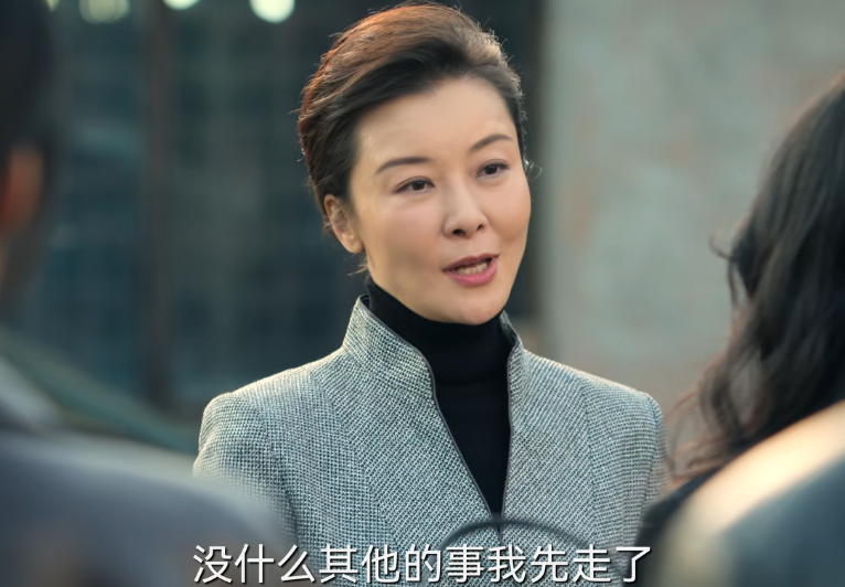 野蛮生长|风吹半夏：全员选角完美，女二却获差评，全程摇头晃脑，让人出戏