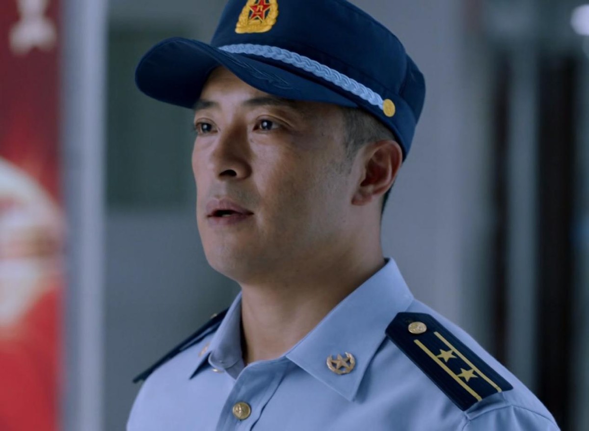 勇敢的翅膀|《勇敢的翅膀》不可忽视的女配，颜值一流，身材一流，演技亦一流