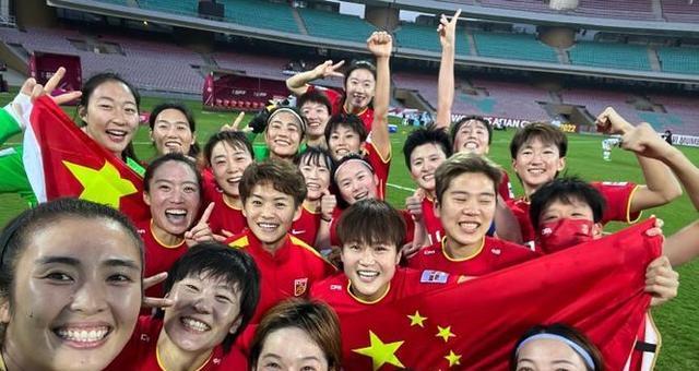 中国女足|中国女足将集训！3大赛程主力参赛，新首发11人来袭，贾秀全尴尬