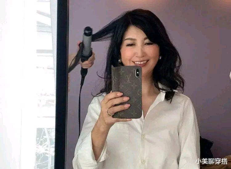 冻龄 72岁的“魔女奶奶”，就像40岁，她的冻龄秘籍就在这