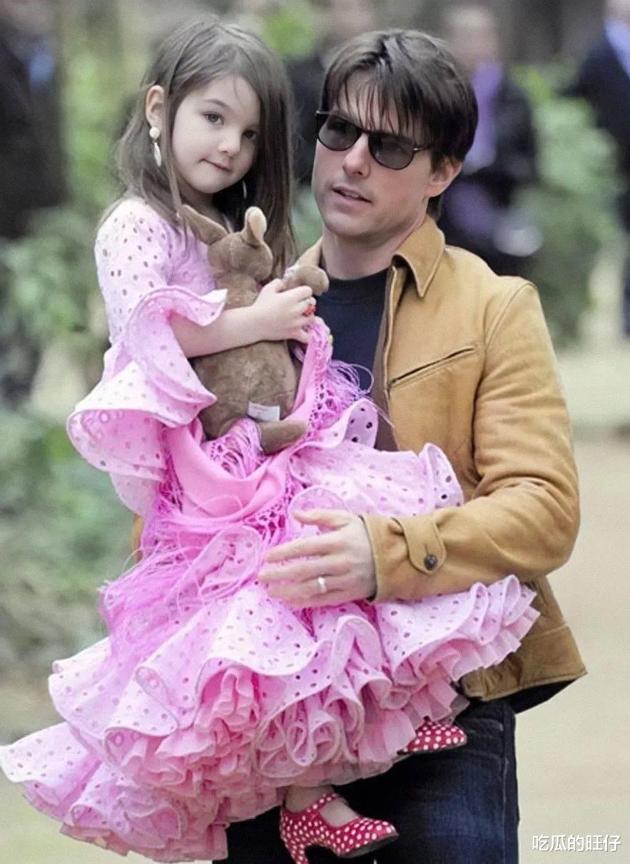 妮可·基德曼|阿汤哥16岁女儿：个子赶超父亲，肤白貌美像妈妈，父女多年不见面