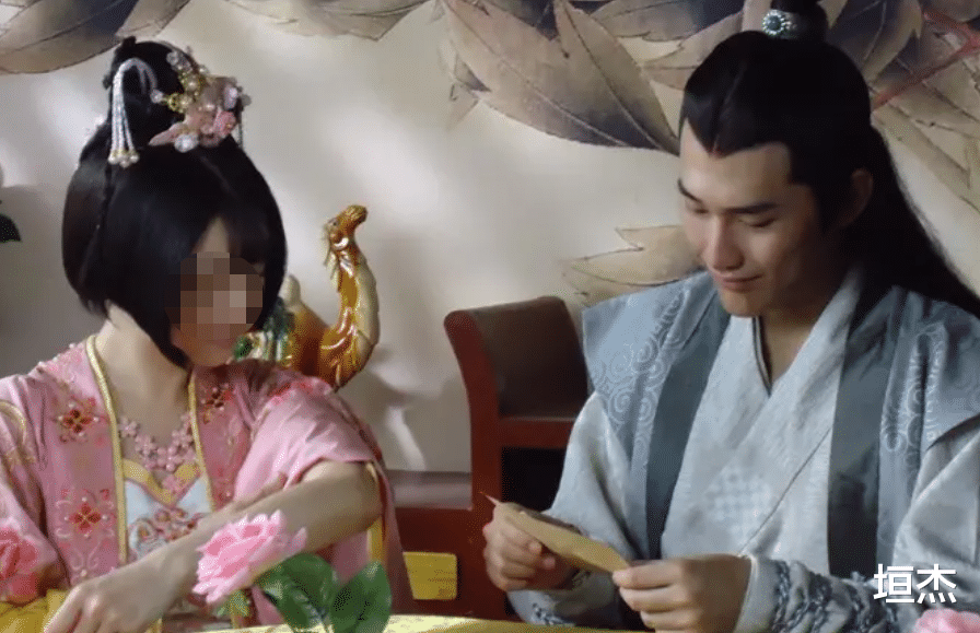 孟美岐|盘点娱圈“瞬时流量”明星,红火之后快速沉寂,如今快要查无此人