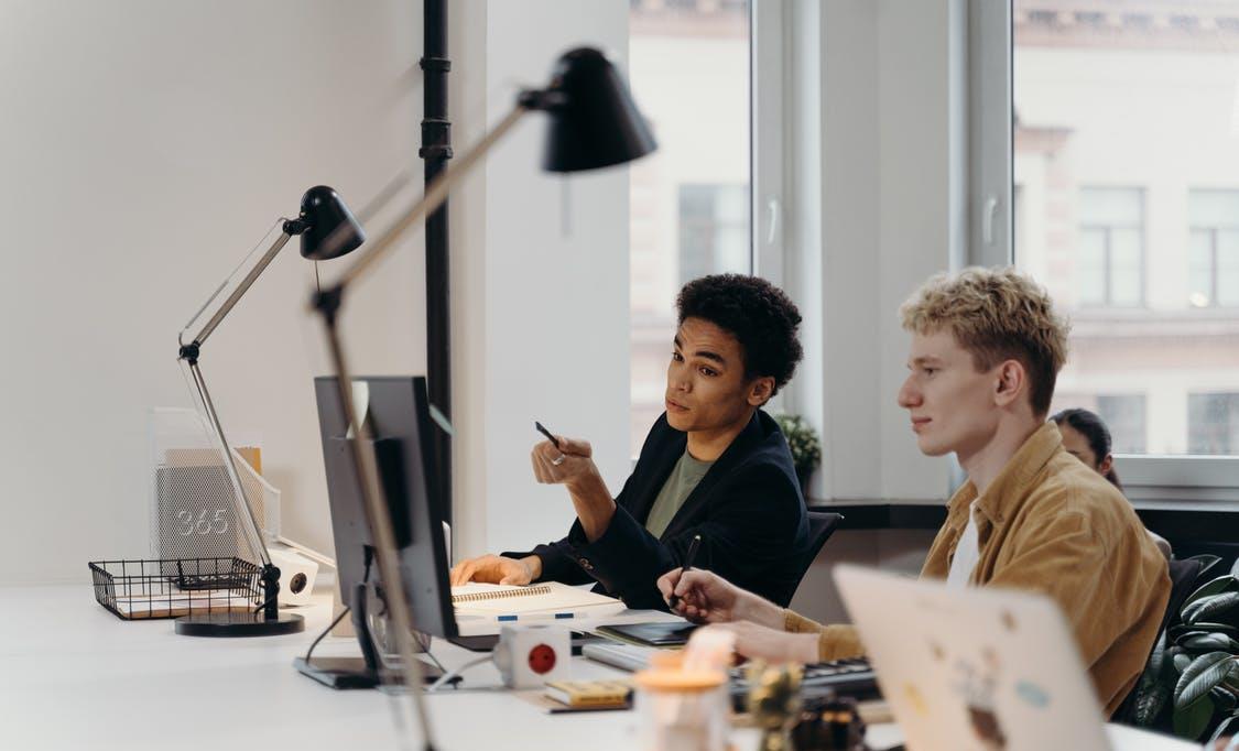 报销|领导有这几种特征时,说明领导是小人,要懂得甄别