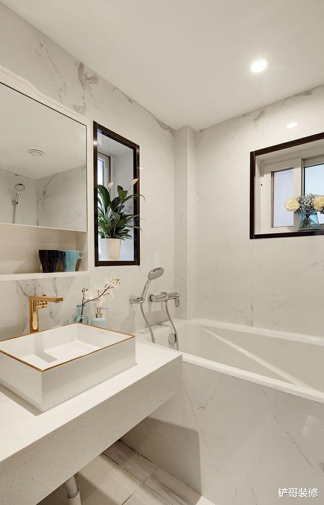 单亲妈妈爆改30㎡老房子,变身私人别墅,坐拥3室3厅超大空间