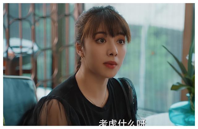 《我们的当打之年》：但凡徐璐拉胯一点，都压不住这群绝色女配们
