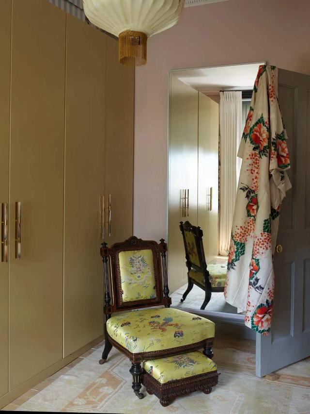 一位伦敦女主很有生命力的家,明亮有质感,色彩搭配很罕见,佩服