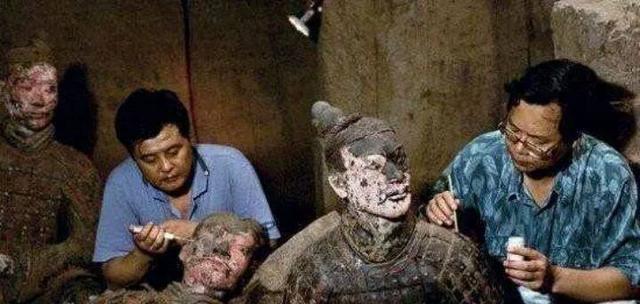 秦始皇祖母墓出土奇怪生物头骨,专家百思不解,外国专家指出原因