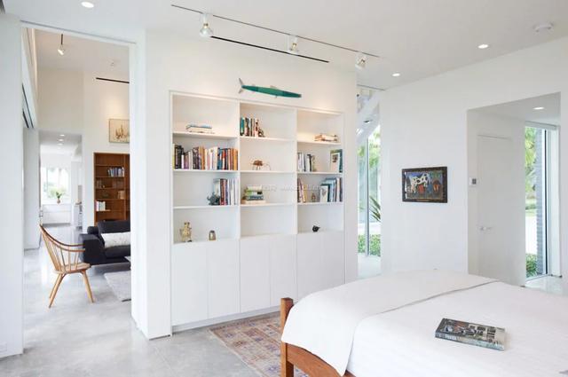 地砖浅灰,墙面选什么颜色?